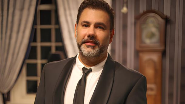 PowerPoint-Karaoke-Interview: Selbstbewusstsein auf der Bühne