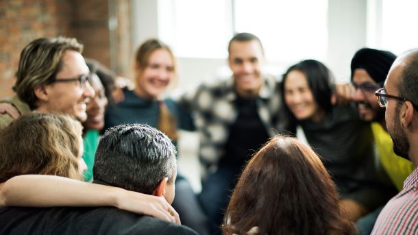 (Remote-) Team Building mit PowerPoint-Karaoke